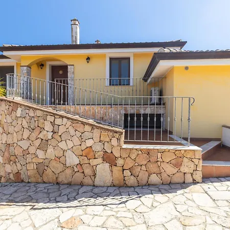 Prázdninový dům A 350 Metri Dalla *